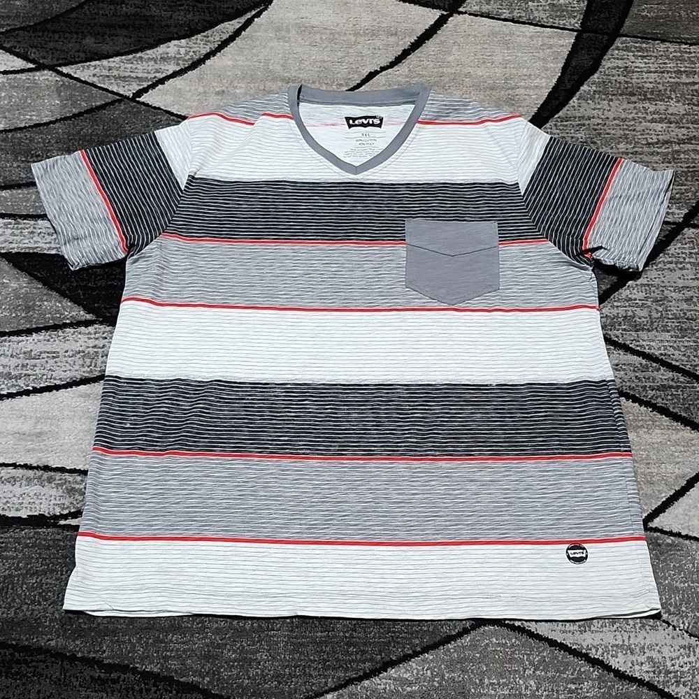 LEVI'S STRIPED POCKET V-NECK TEE-SHIRT XXL
